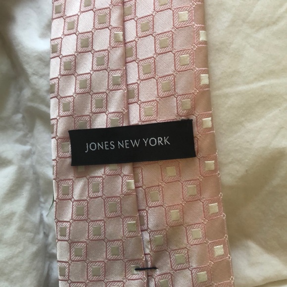 Tie - Picture 3 of 3